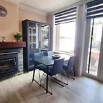 Cardiff Готель