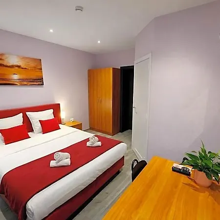 Cardiff 3* Oostende
