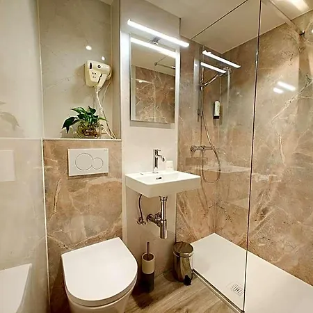 Hotel Cardiff