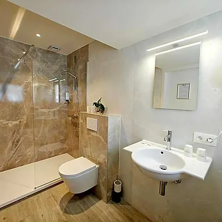 Cardiff Hotel