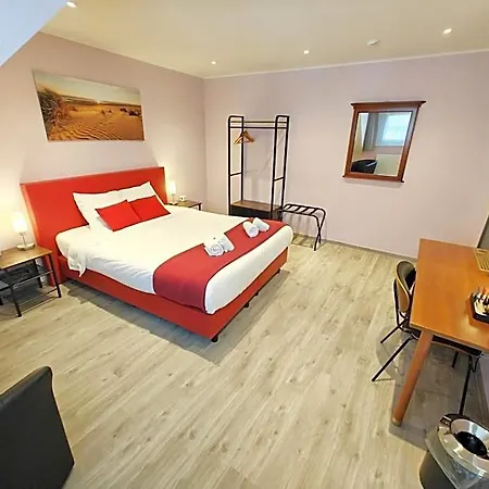 Cardiff Hotel 3*