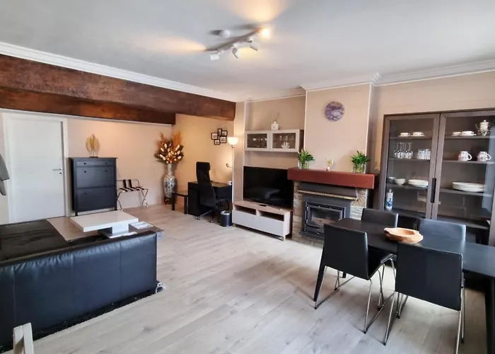 Готель Cardiff 3*